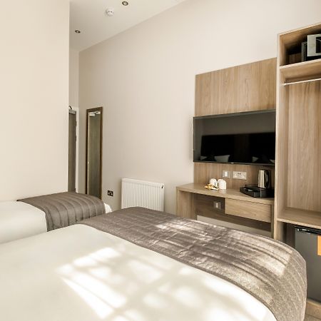 Reem Hotel Лондон Екстериор снимка