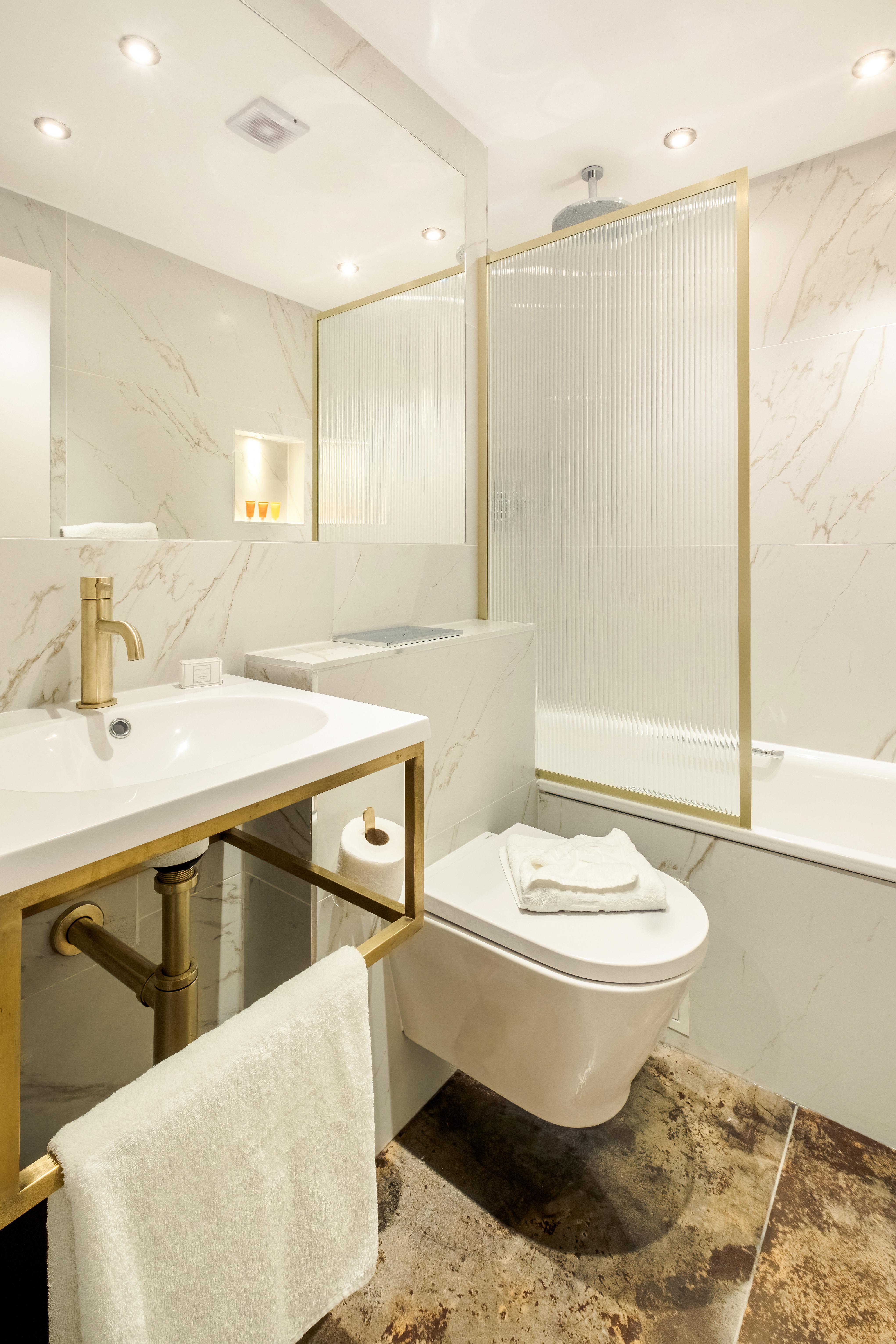 Reem Hotel Лондон Екстериор снимка