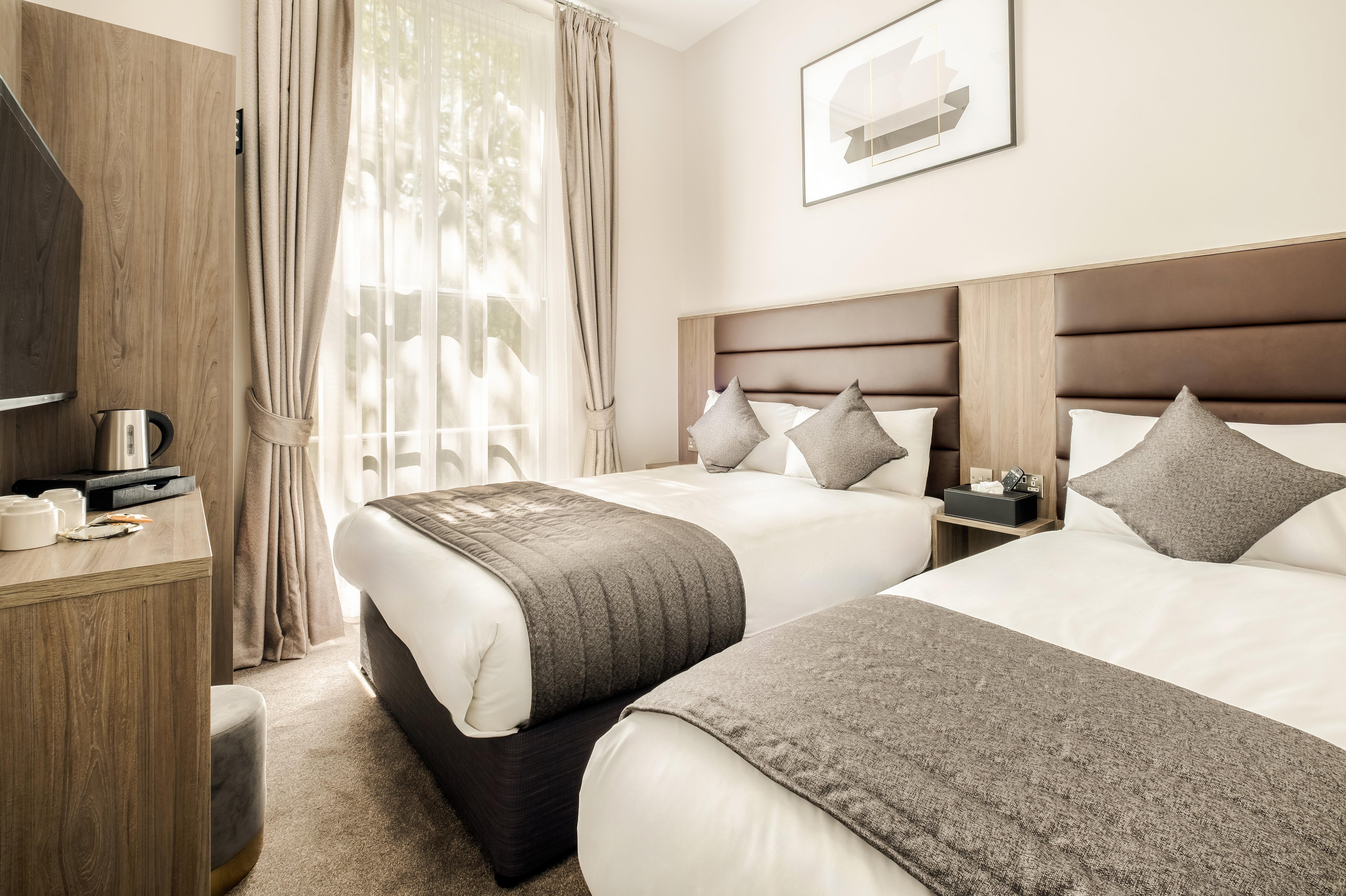Reem Hotel Лондон Екстериор снимка