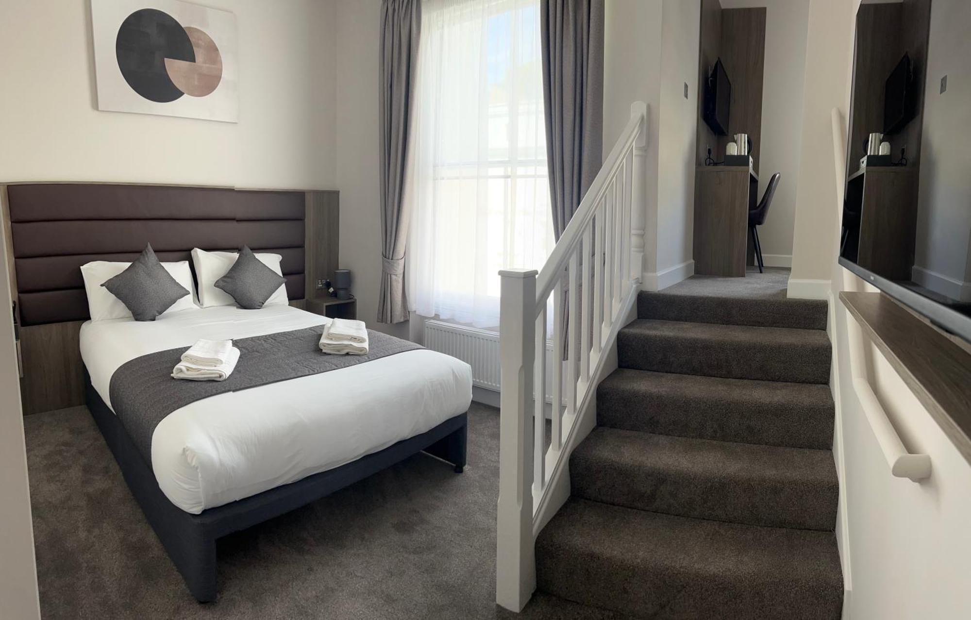 Reem Hotel Лондон Екстериор снимка