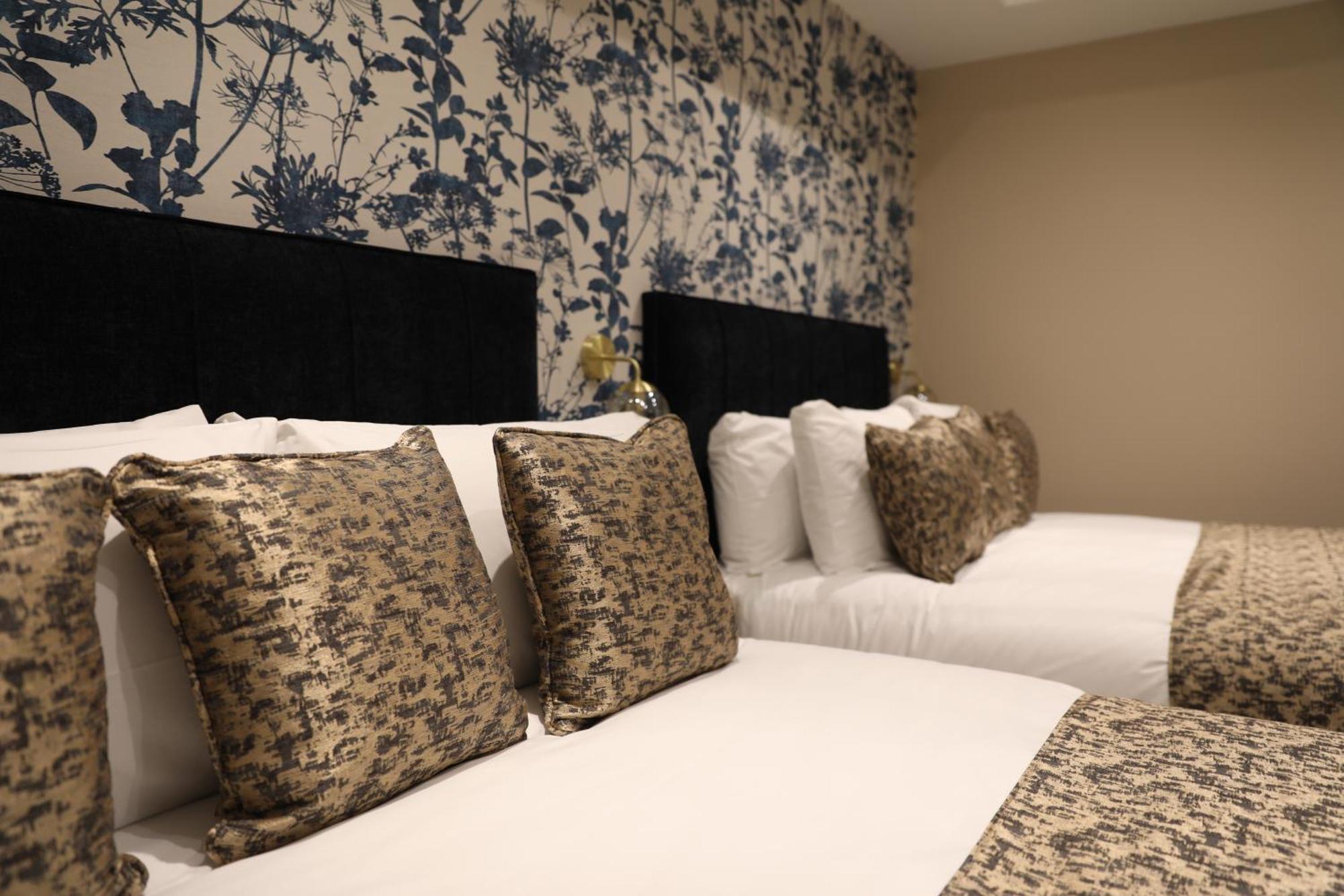 Reem Hotel Лондон Екстериор снимка