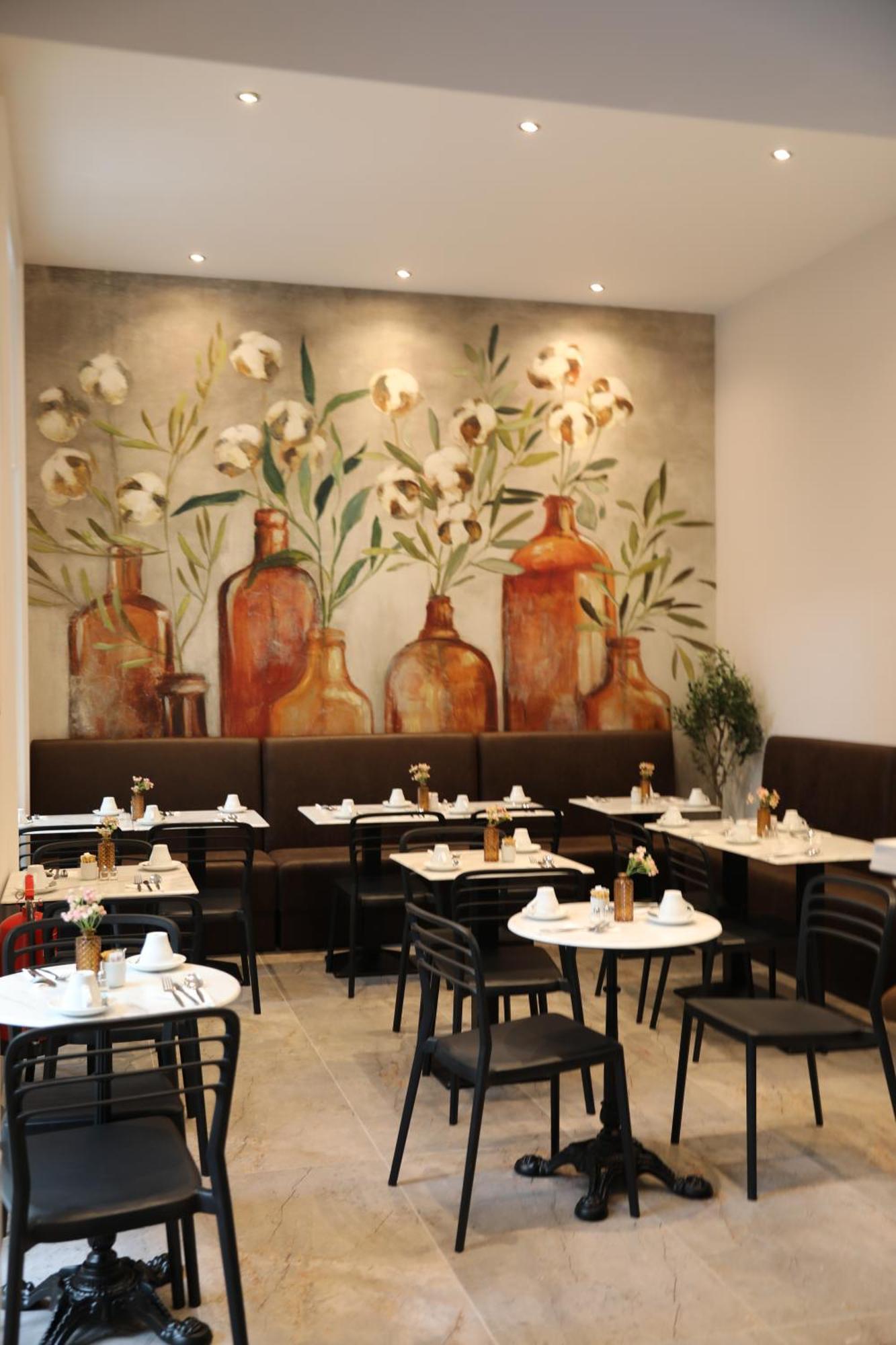 Reem Hotel Лондон Екстериор снимка