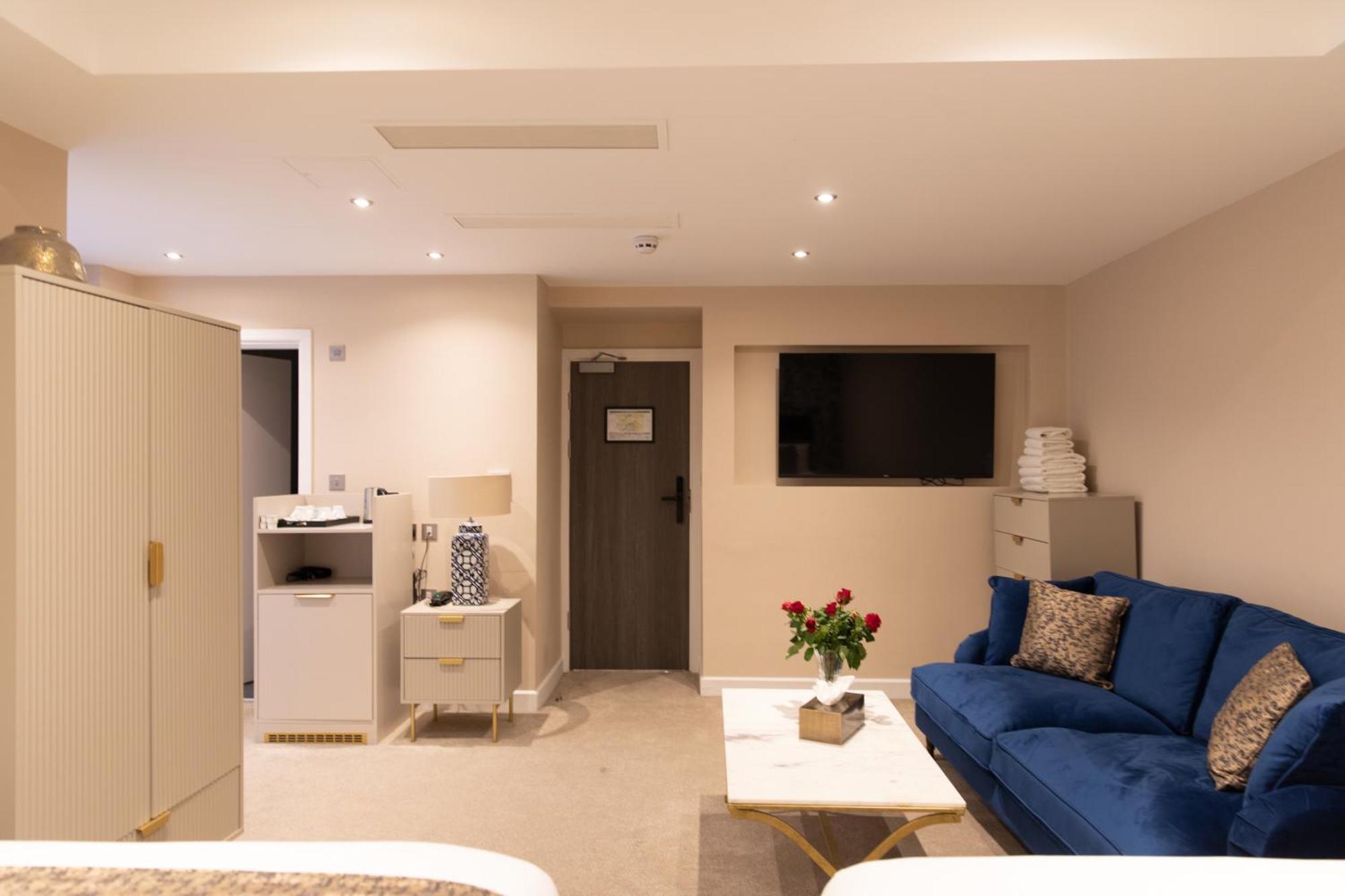 Reem Hotel Лондон Екстериор снимка