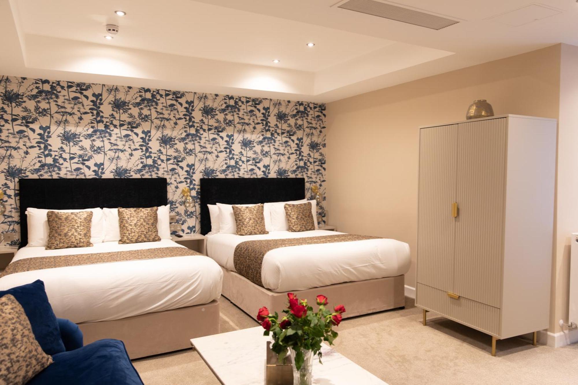 Reem Hotel Лондон Екстериор снимка